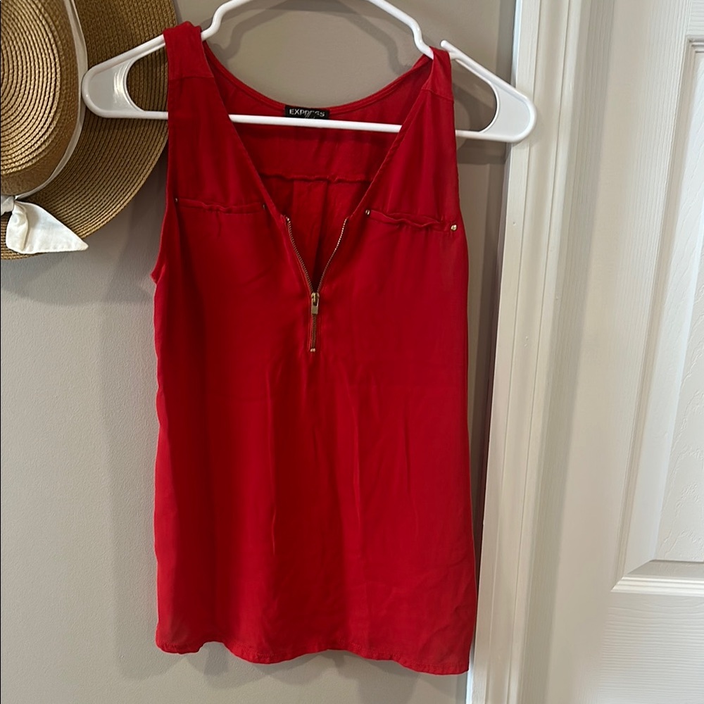 Red Sleeveless Top